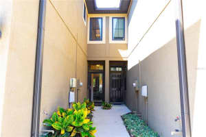 5159 BAY ISLE CIR, CLEARWATER, FL 33760 Sold 11/01/22