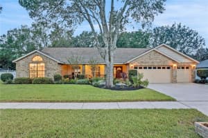 2211 GLEN MIST DR, VALRICO, FL 33594 Sold 01/31/23