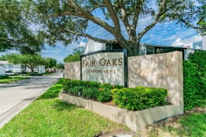 3819 N OAK DR #I31, TAMPA, FL 33611 Sold 12/19/22