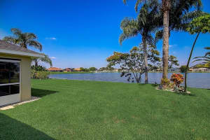 483 Terranova St, Winter Haven, FL 33884, Sold 02/10/23