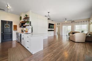 1409 Kellogg Dr, Tavares, FL 32778, Sold 12/08/22