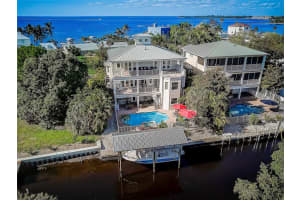 3511 W SHELL POINT RD, RUSKIN, FL 33570 Sold 03/15/23