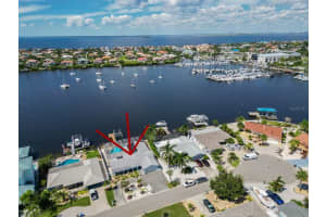 6366 Cocoa Ln, Apollo Beach, FL 33572, Sold 11/07/22