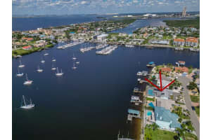 6366 Cocoa Ln, Apollo Beach, FL 33572, Sold 11/07/22