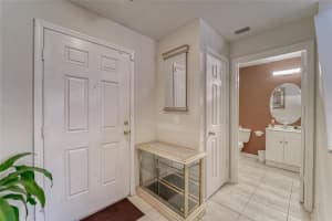 11757 Mango Cross Ct, Seffner, FL 33584, Sold 11/09/22