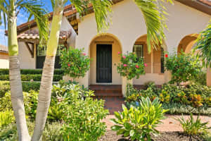 6149 YEATS MANOR DR, TAMPA, FL 33616 Sold 12/06/22
