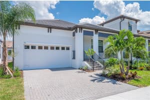 921 Seagrape Dr, Ruskin, FL 33570, Sold 02/03/23