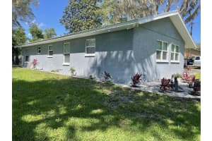 4040 Ne 95th Rd, WILDWOOD