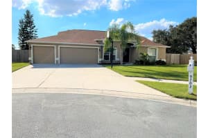 9702 MARY ROBIN DR, RIVERVIEW, FL 33569 Sold 11/17/22