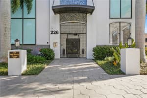 226 5TH AVE N #906, ST PETERSBURG, FL 33701 Sold 06/12/23