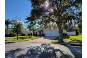 1906 BIG CYPRESS DR, SAINT CLOUD, FL 34771 Sold 01/06/23