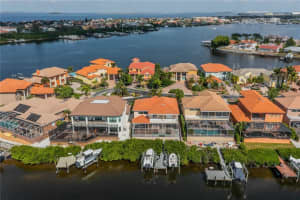 1242 ACAPPELLA LN, APOLLO BEACH, FL 33572 Sold 12/30/22