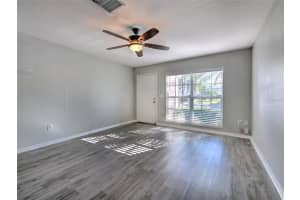 729 KENSINGTON LAKE CIR, BRANDON, FL 33511 Sold 11/16/22