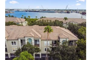 725 CORAL REEF DR, TAMPA, FL 33602 Sold 12/19/22