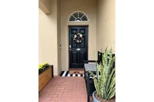 11038 ANCIENT FUTURES DR, TAMPA, FL 33647 Sold 12/01/22