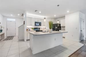 12128 SUBURBAN SUNRISE ST, RIVERVIEW, FL 33578 Sold 01/31/23