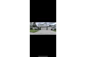 422 WESTCHESTER HILLS LN, VALRICO, FL 33594 Sold 04/11/23