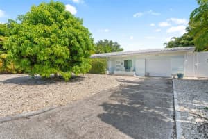 520 39TH AVE, ST PETE BEACH, FL 33706 Sold 11/23/22