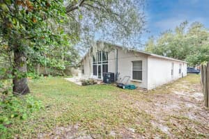 621 Somerstone Dr, Valrico, FL 33594, Sold 12/09/22