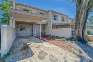 5244 TENNIS COURT CIR, TAMPA, FL 33617 Sold 04/28/23
