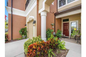 11674 CROWNED SPARROW LN, TAMPA, FL 33626 Sold 01/25/23