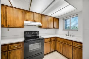 1243 S MARTIN LUTHER KING JR AVE #A304, CLEARWATER, FL 33756 Sold 01/13/23