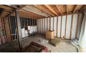 1005 LONGFELLOW CT, SARASOTA, FL 34243 Sold 11/14/22