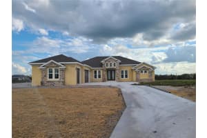 5325 San Remo Cir, Wimauma, FL 33598, Sold 12/05/22