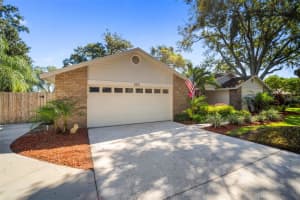 222 HALTON CIR, SEFFNER, FL 33584 Sold 12/08/22