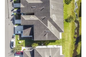 2123 LENNOX DALE LN, BRANDON, FL 33510 Sold 12/28/22