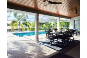 814 EAGLE LN, APOLLO BEACH, FL 33572 Sold 12/09/22