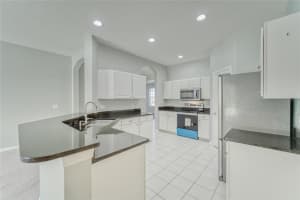11701 GROVE ARCADE DR, RIVERVIEW, FL 33569 Sold 12/23/22