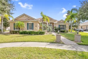 2033 STEFANO CT, MOUNT DORA, FL 32757 Sold 12/27/22