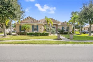 2033 STEFANO CT, MOUNT DORA, FL 32757 Sold 12/27/22