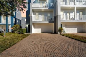 4525 Legacy Park Dr, Tampa, FL 33611, Sold 12/09/22