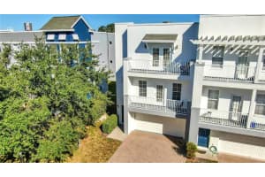 4525 Legacy Park Dr, Tampa, FL 33611, Sold 12/09/22