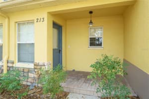 213 CASTLEKEEPER PL, VALRICO, FL 33594 Sold 01/13/23