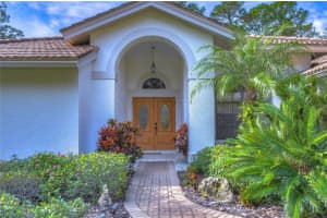 5405 PINEBARK LN, WESLEY CHAPEL, FL 33543 Sold 01/09/23