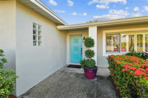 3920 FONTAINEBLEAU DR, TAMPA, FL 33634 Sold 04/28/23
