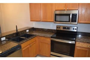 4313 COUNTRY HILLS BLVD, PLANT CITY, FL 33563 Sold 03/28/23