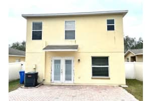 7850 CARRIAGE POINTE DR, GIBSONTON, FL 33534 Sold 03/20/23