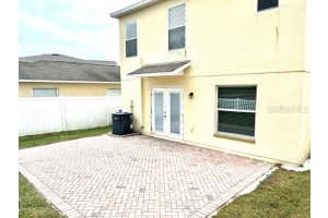 7850 CARRIAGE POINTE DR, GIBSONTON, FL 33534 Sold 03/20/23