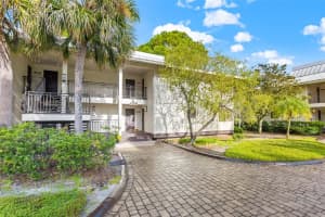 4752 FOX HUNT DR #830/832, WESLEY CHAPEL, FL 33543 Sold 01/31/24