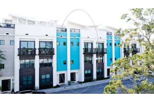 122 AUDUBON PLACE, SARASOTA, FL 34237 Sold 09/08/23