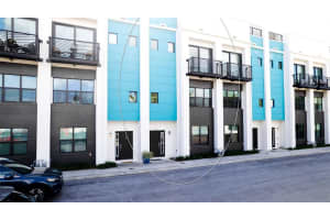 122 AUDUBON PLACE, SARASOTA, FL 34237 Sold 09/08/23