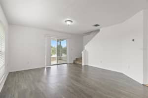 421 KENSINGTON LAKE CIRCLE, BRANDON, FL 33511 Sold 01/03/23