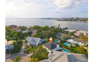 4933 W BAY WAY PL, TAMPA, FL 33629 Sold 01/25/23