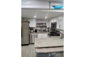 5146 TENNIS COURT CIR #1, TAMPA, FL 33617 Sold 04/12/23