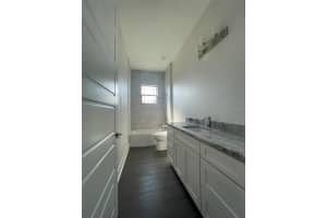 528 BLUE FLAG DR, AUBURNDALE, FL 33823 Sold 03/24/23
