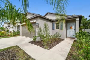 5207 WHITE CHICORY DR, APOLLO BEACH, FL 33572 Sold 02/28/23